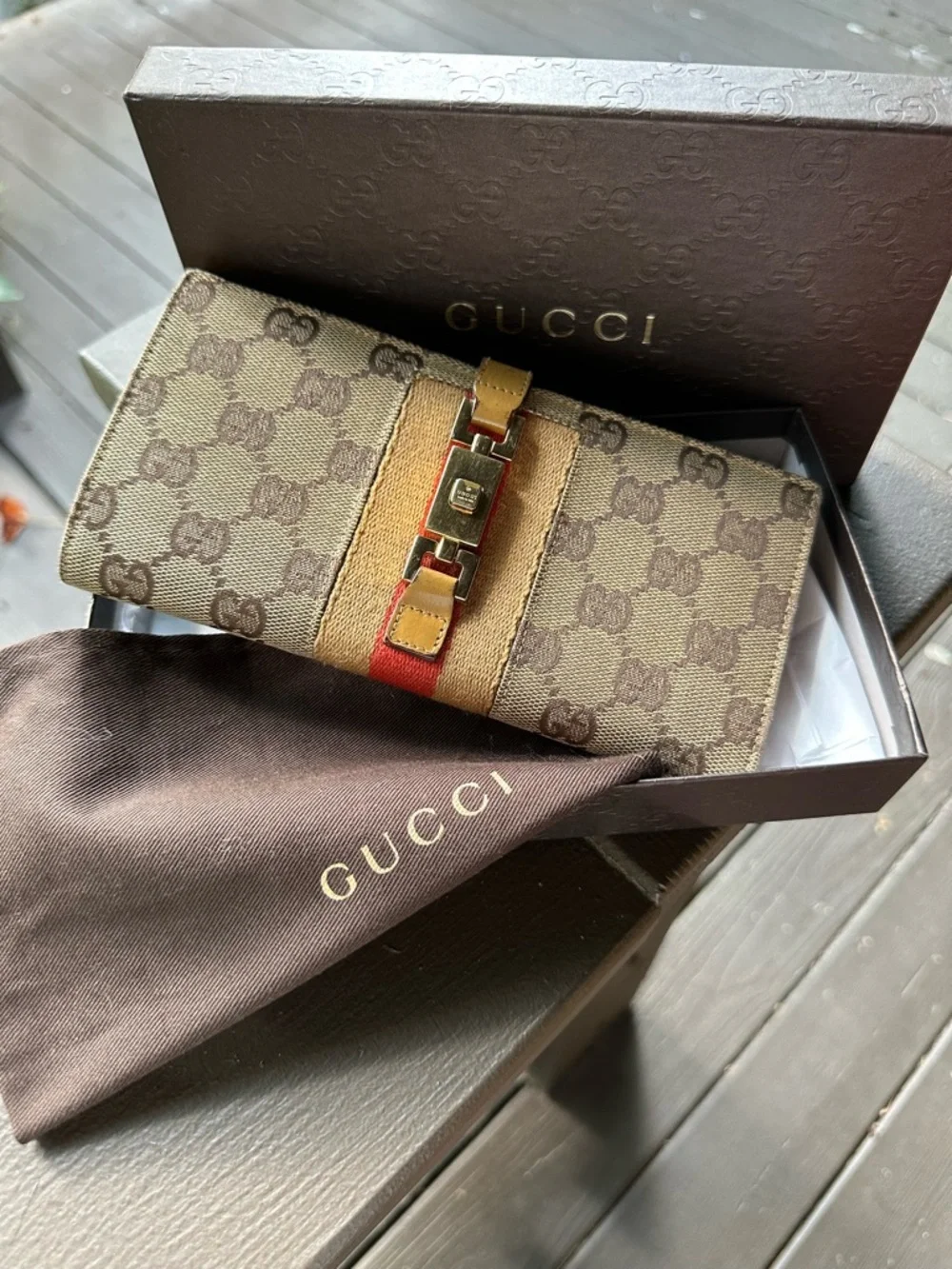 Gucci Jackie Long Wallet - Picture 2 of 12